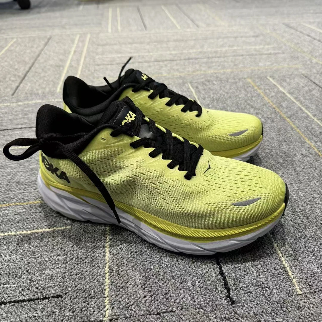 HOKA 梨白色跑鞋 无包装 潮鞋