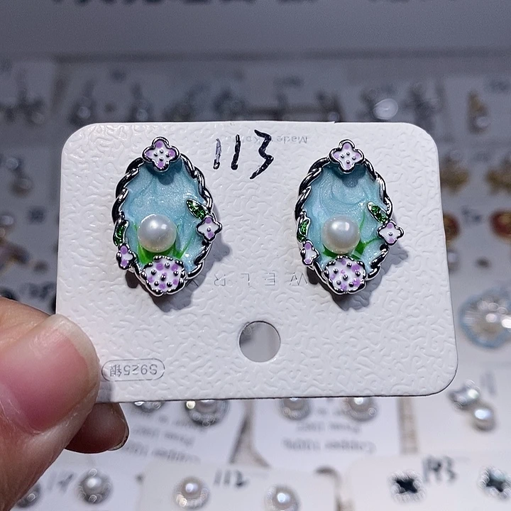 未镶嵌淡水珍珠耳饰