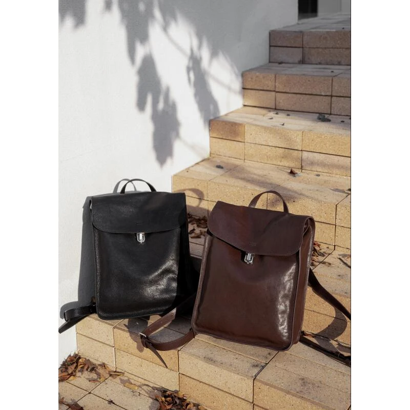 【八妹】 9875 复古简约手提双肩包