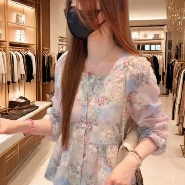 新款碎花仙女长袖衬衫女超仙甜美设计感小众减龄上衣