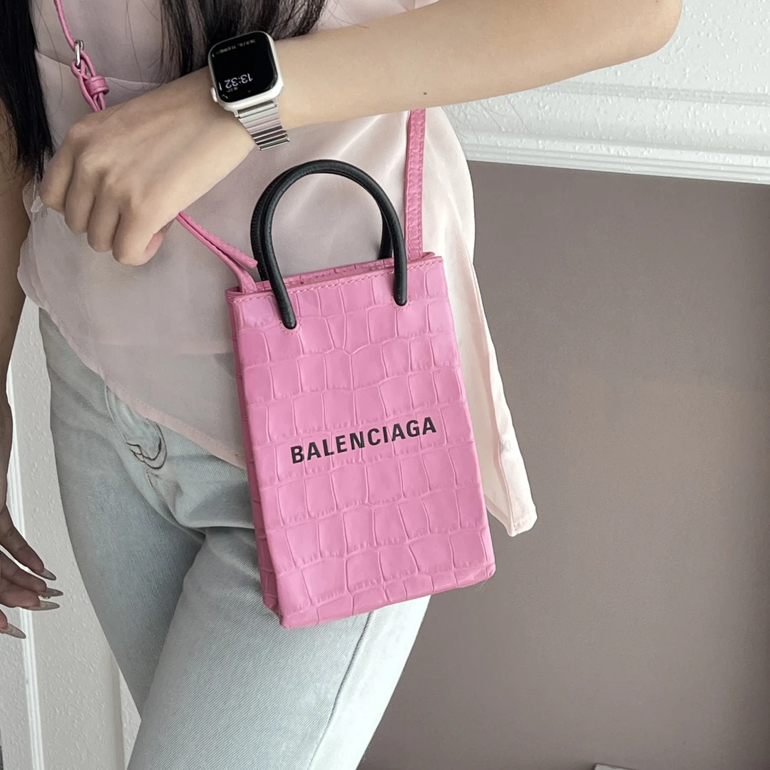 95新 Balenciaga/巴黎世家 巴黎世家玫瑰粉鳄鱼压纹手提斜挎包