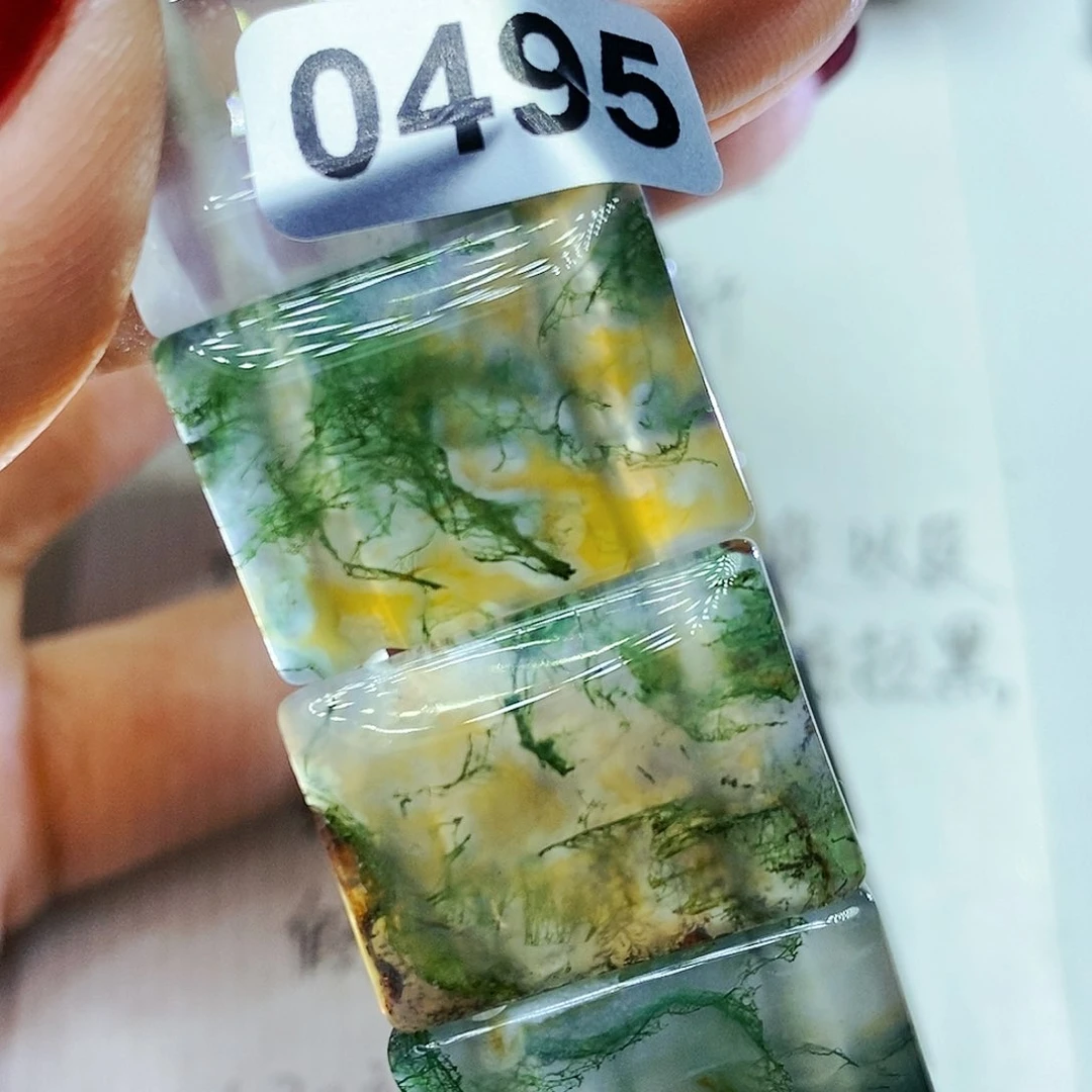 未镶嵌颈饰玛瑙/玉髓馨*