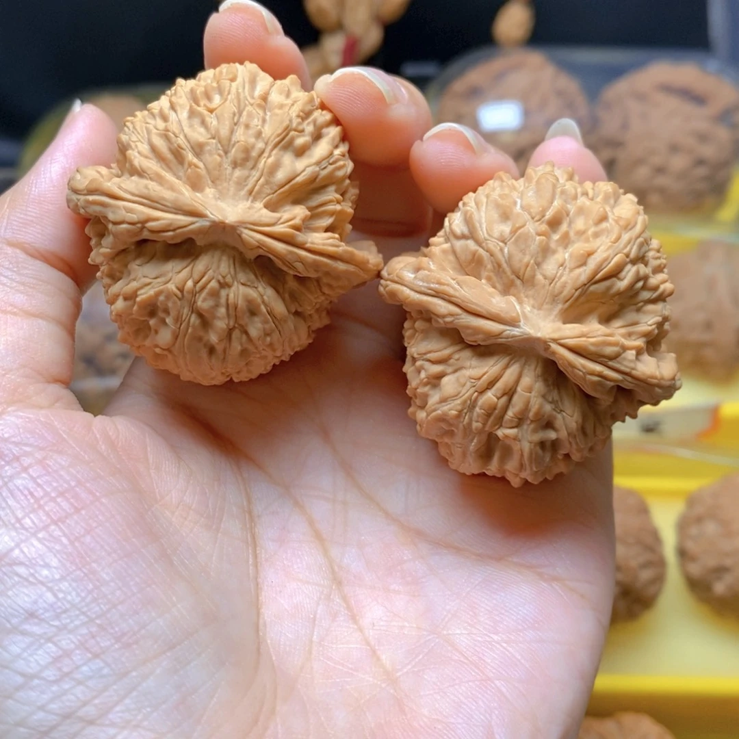 吊坠文玩核桃41尺白狮子