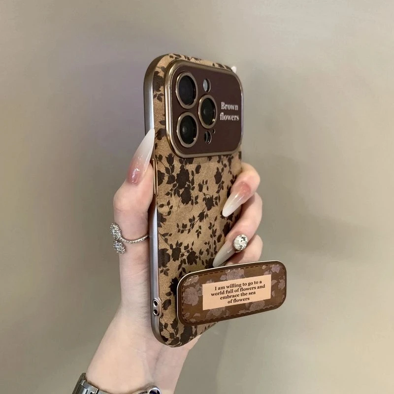 新款花藤玫瑰棕适用苹果16手机壳15promax复古14pro支架13皮纹女
