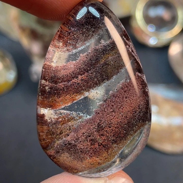 水晶颈饰未镶嵌聆*听