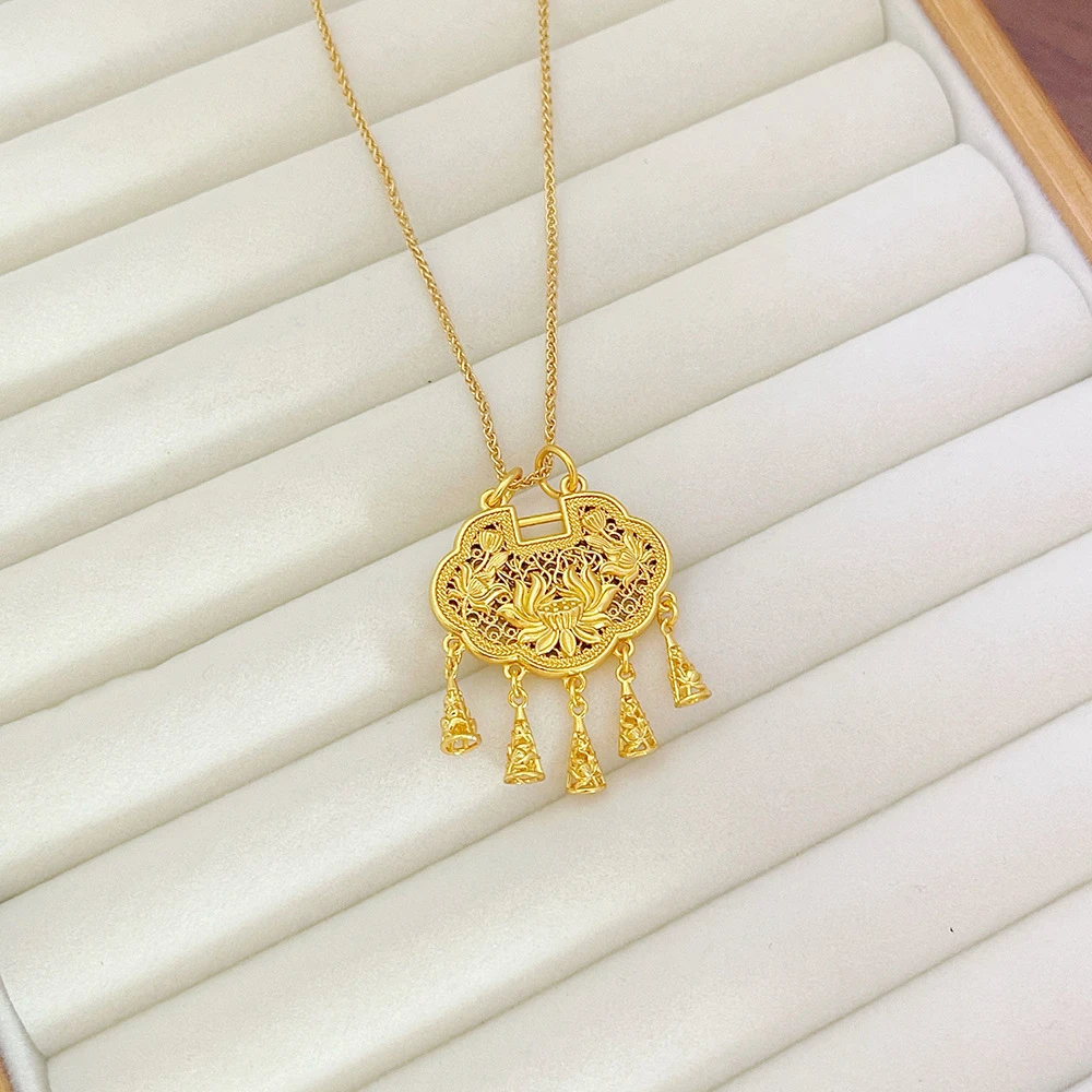 新中式古法富贵吉祥莲吊坠铜镀金铃铛流苏莲花项链项坠平安锁