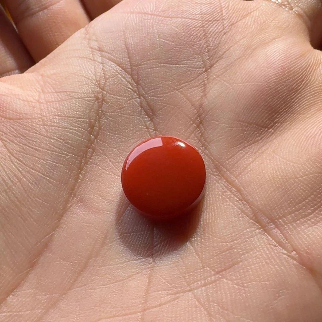 未镶嵌圆牌吊坠南红玛瑙
