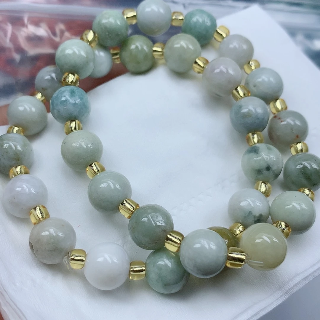 翡翠颈饰未镶嵌手串