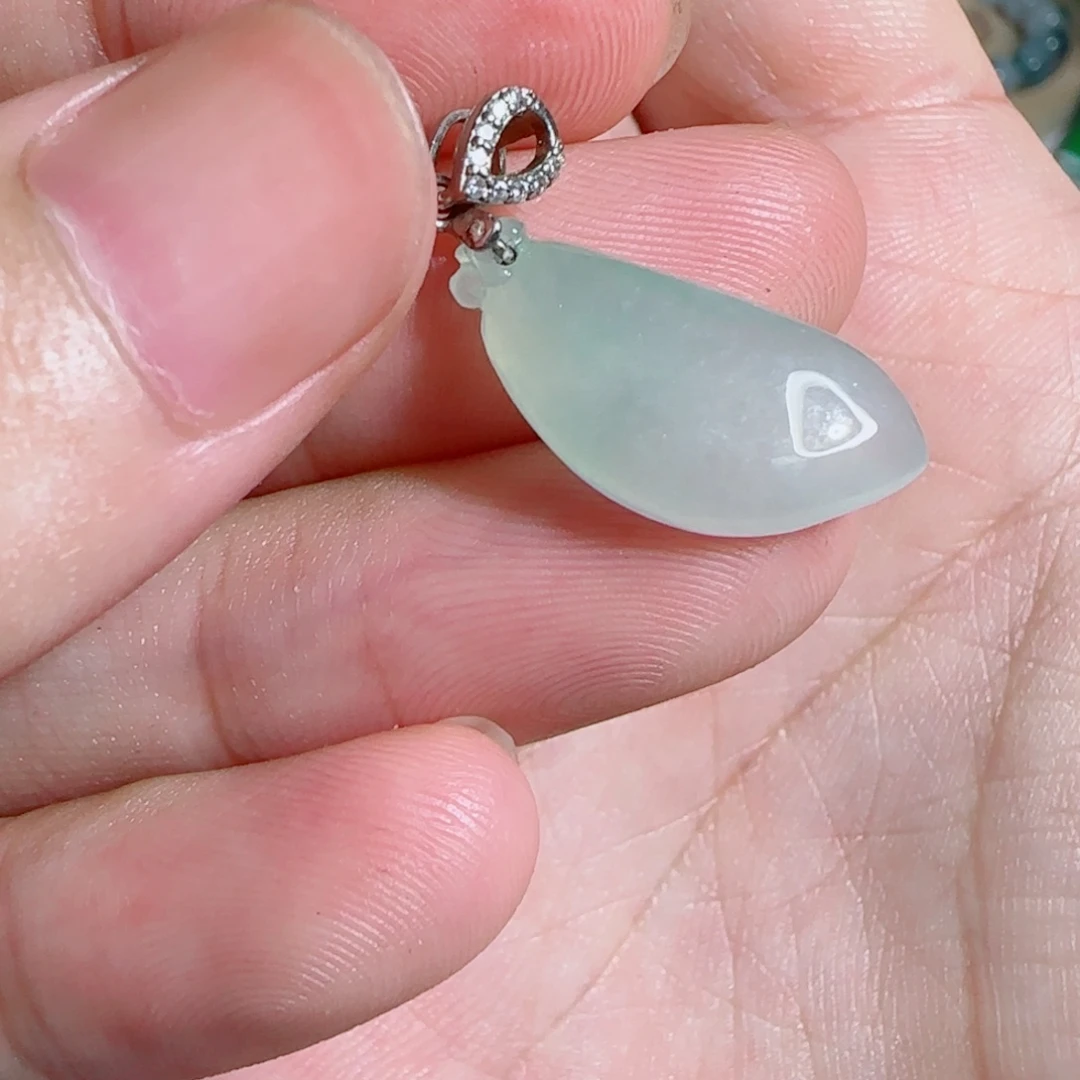 翡翠未镶嵌吊坠(不含链)福瓜