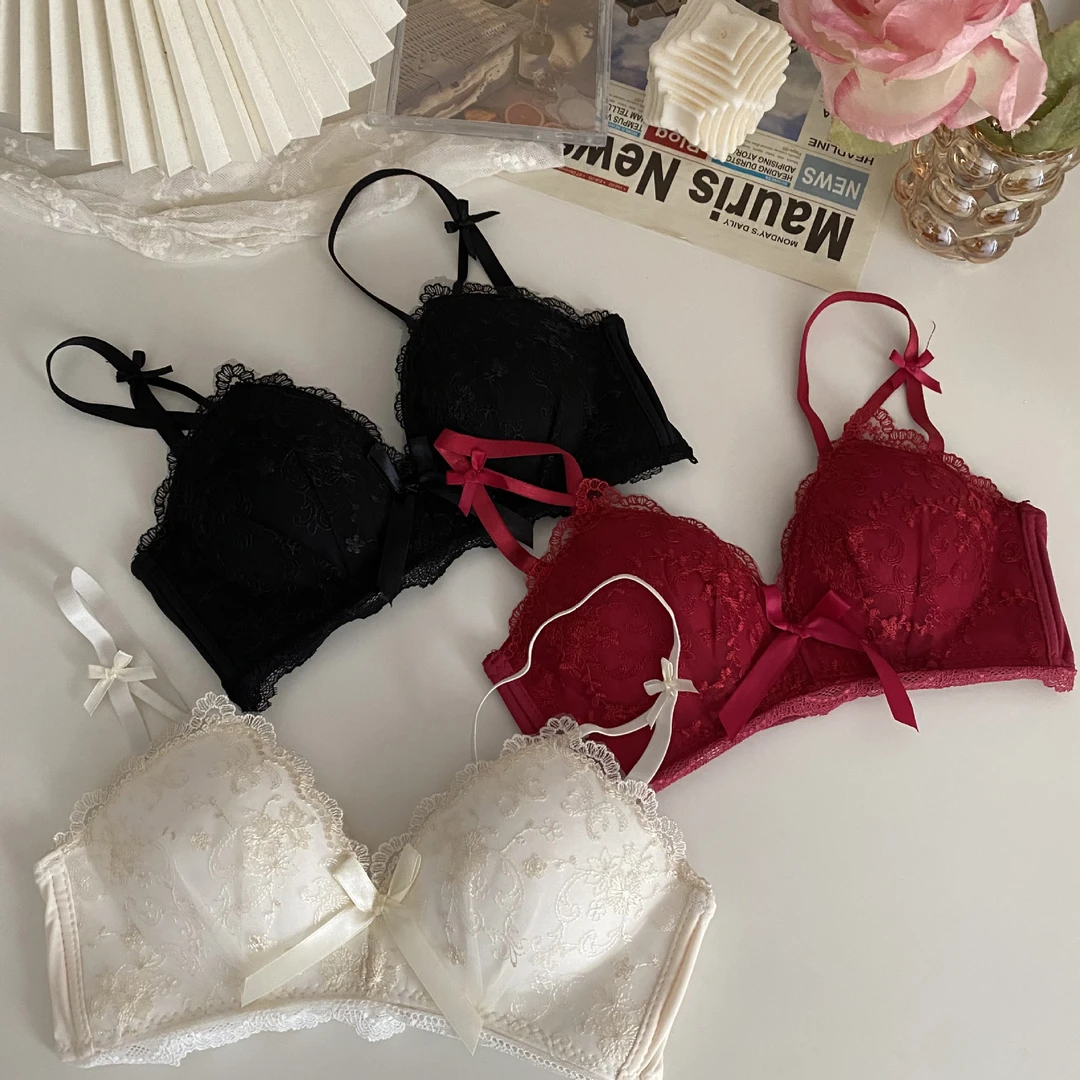 少女感无钢圈聚拢文胸女夏季2025新款性感蕾丝花边收副乳小胸胸罩