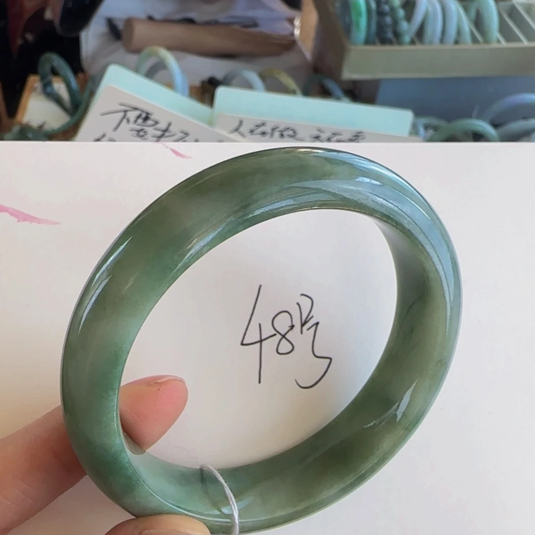 翡翠手镯未镶嵌老坑58圈