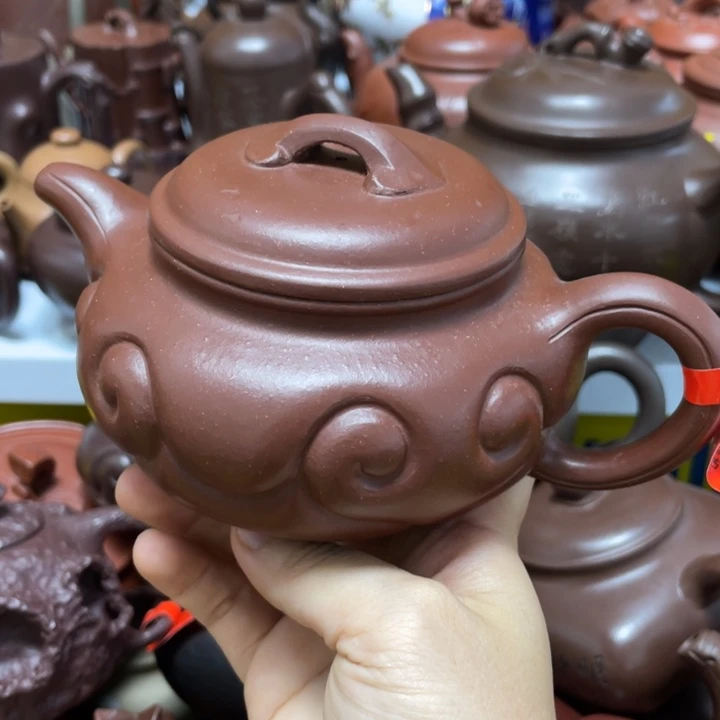 雨****茶壶本山绿泥紫砂艺术艺术学院