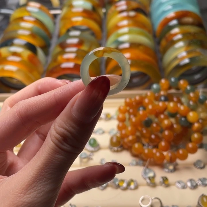 蛇纹石玉戒指圈未镶嵌十*