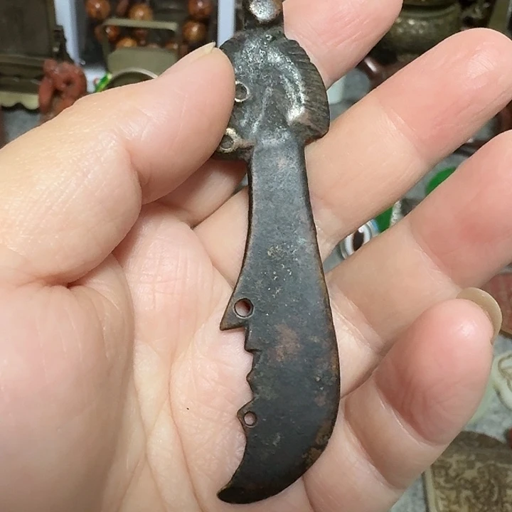 斩***野金属手把件，桌面摆件
