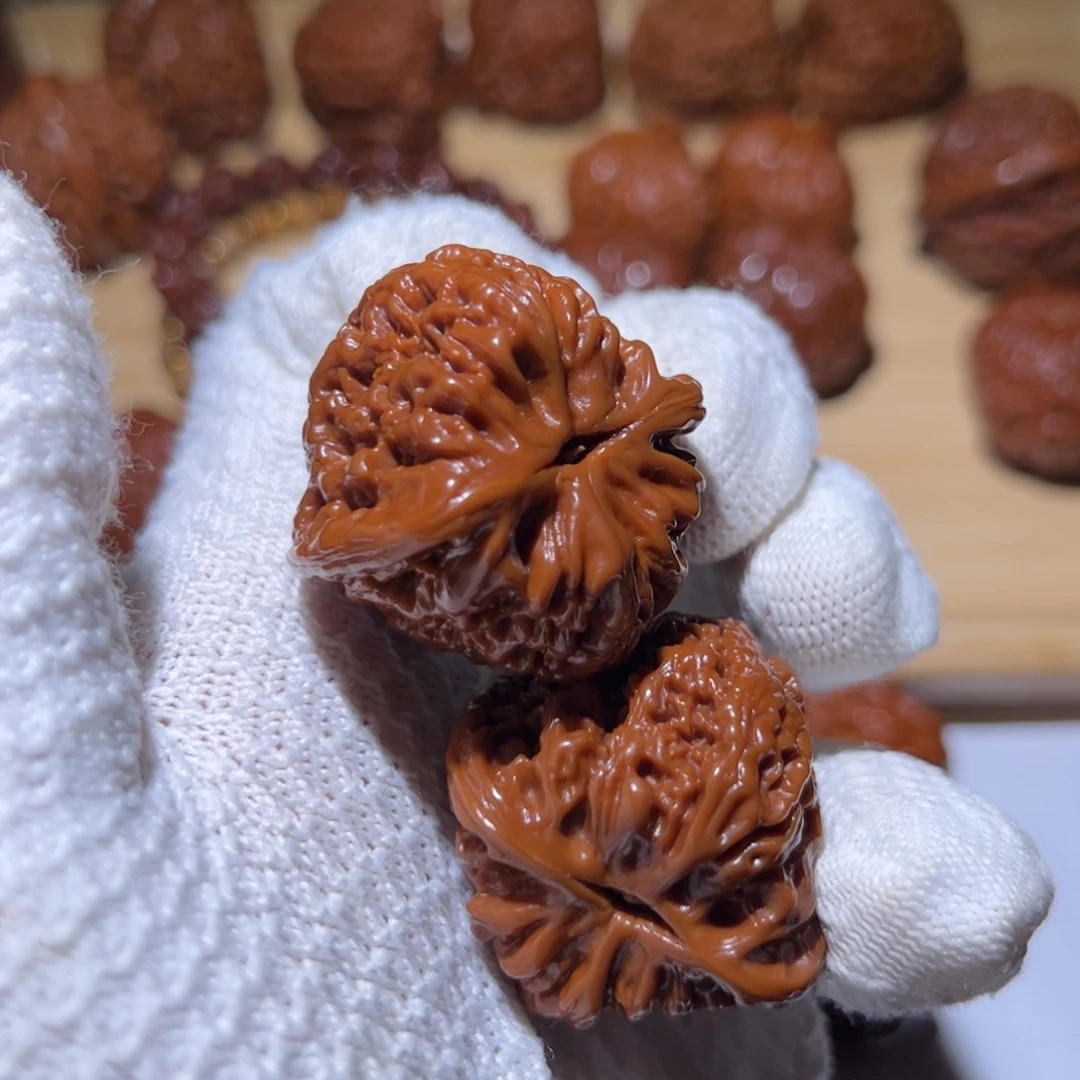 文玩核桃吊坠南疆