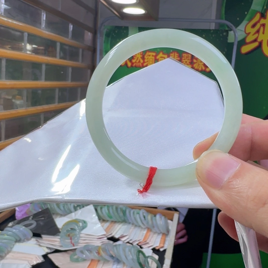 翡翠手镯未镶嵌纯天然缅甸翡翠A货