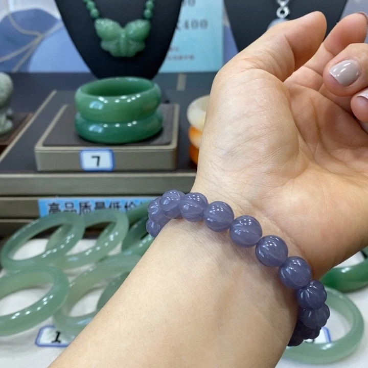 石英岩玉未镶嵌戒指