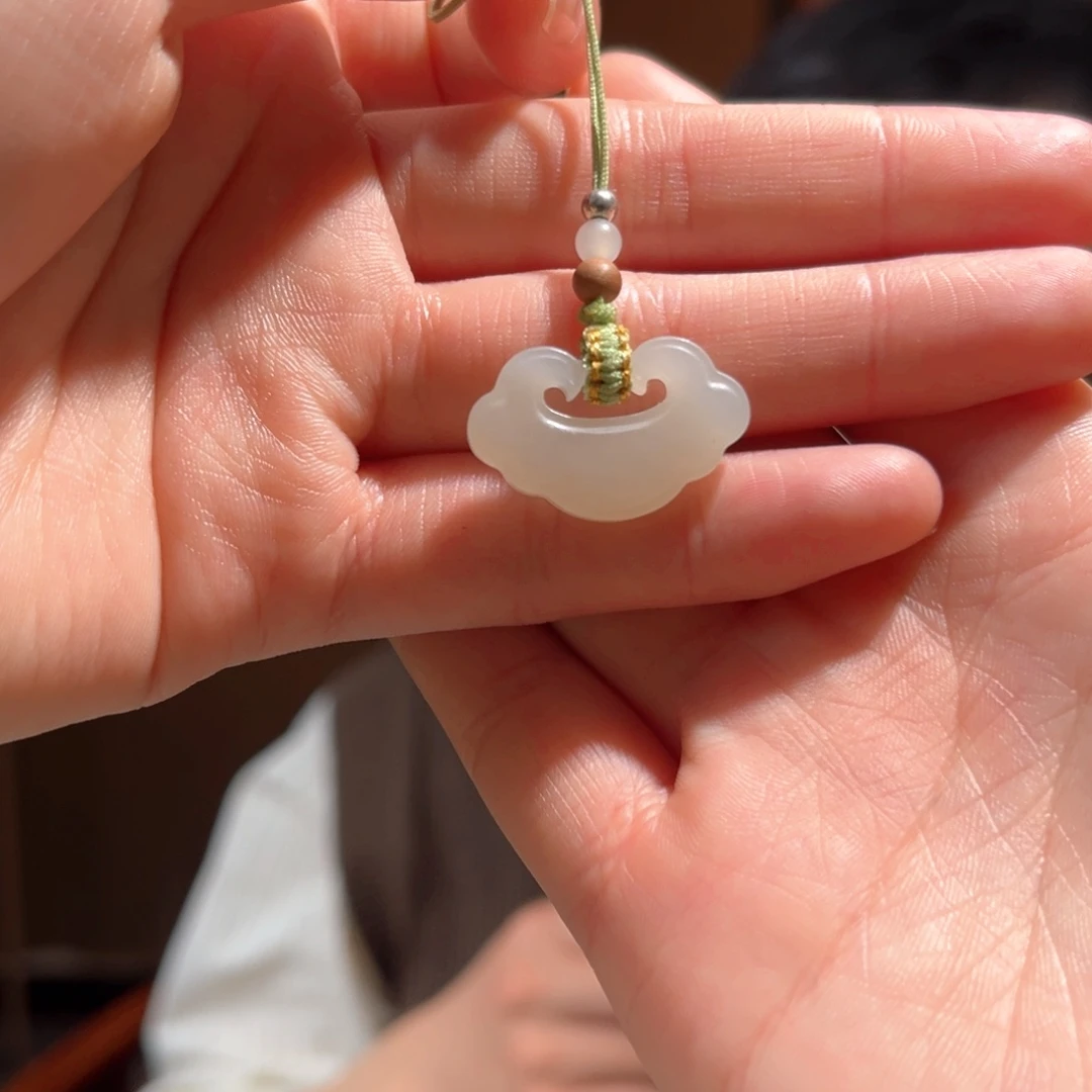 吊坠(不含链)未镶嵌和田玉白玉锁45
