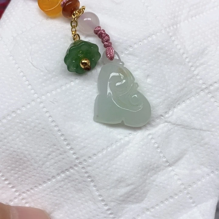 翡翠未镶嵌颈饰07号