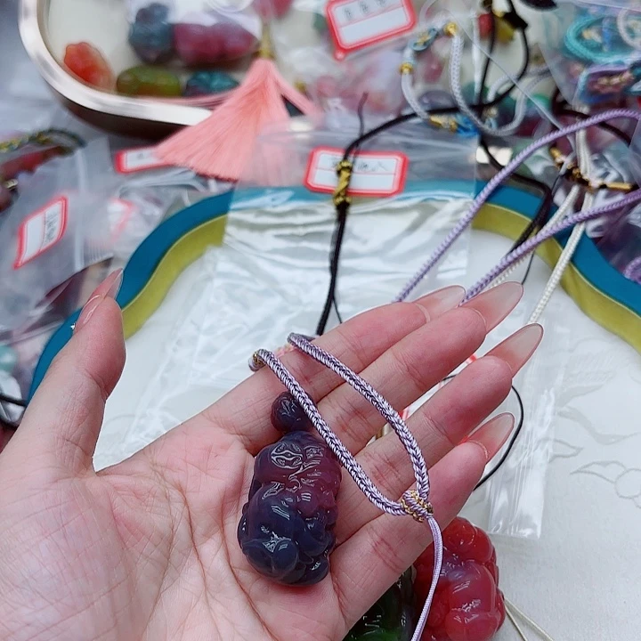 莫***人玛瑙/玉髓未镶嵌手链盐源10