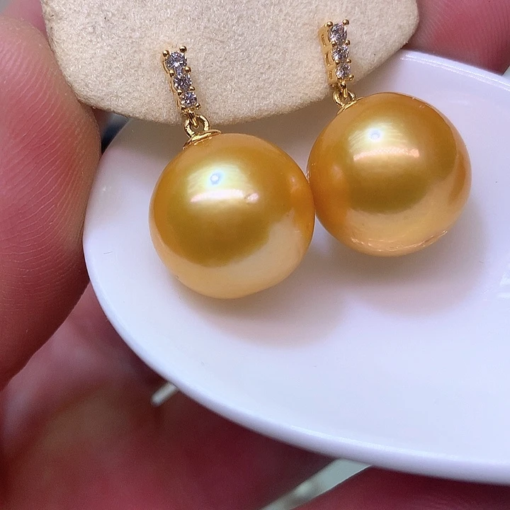 银S925镶嵌耳饰淡水珍珠