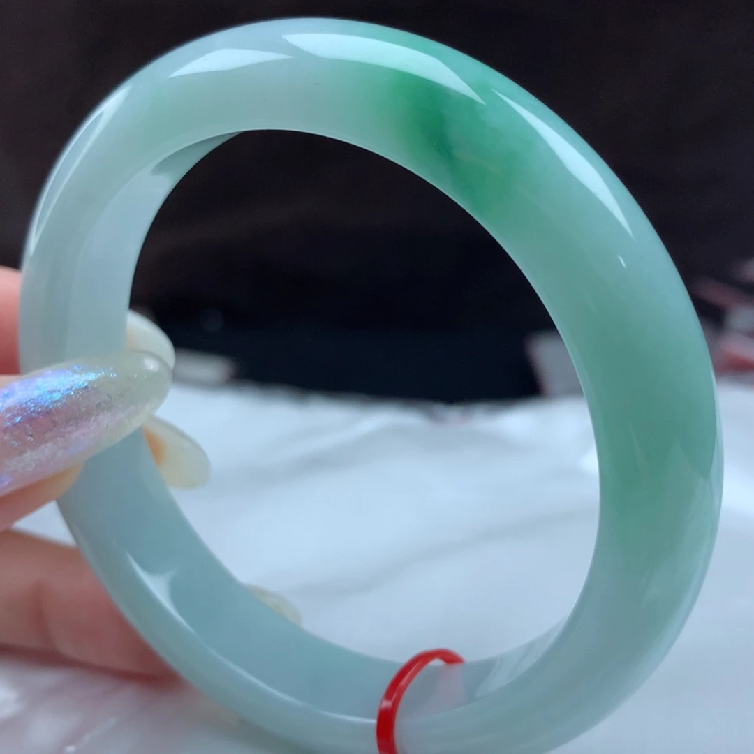 翡翠手镯未镶嵌89067，