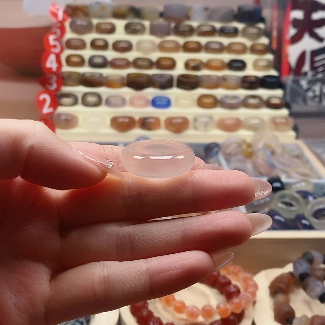 雨***晴未镶嵌戒指玛瑙/玉髓
