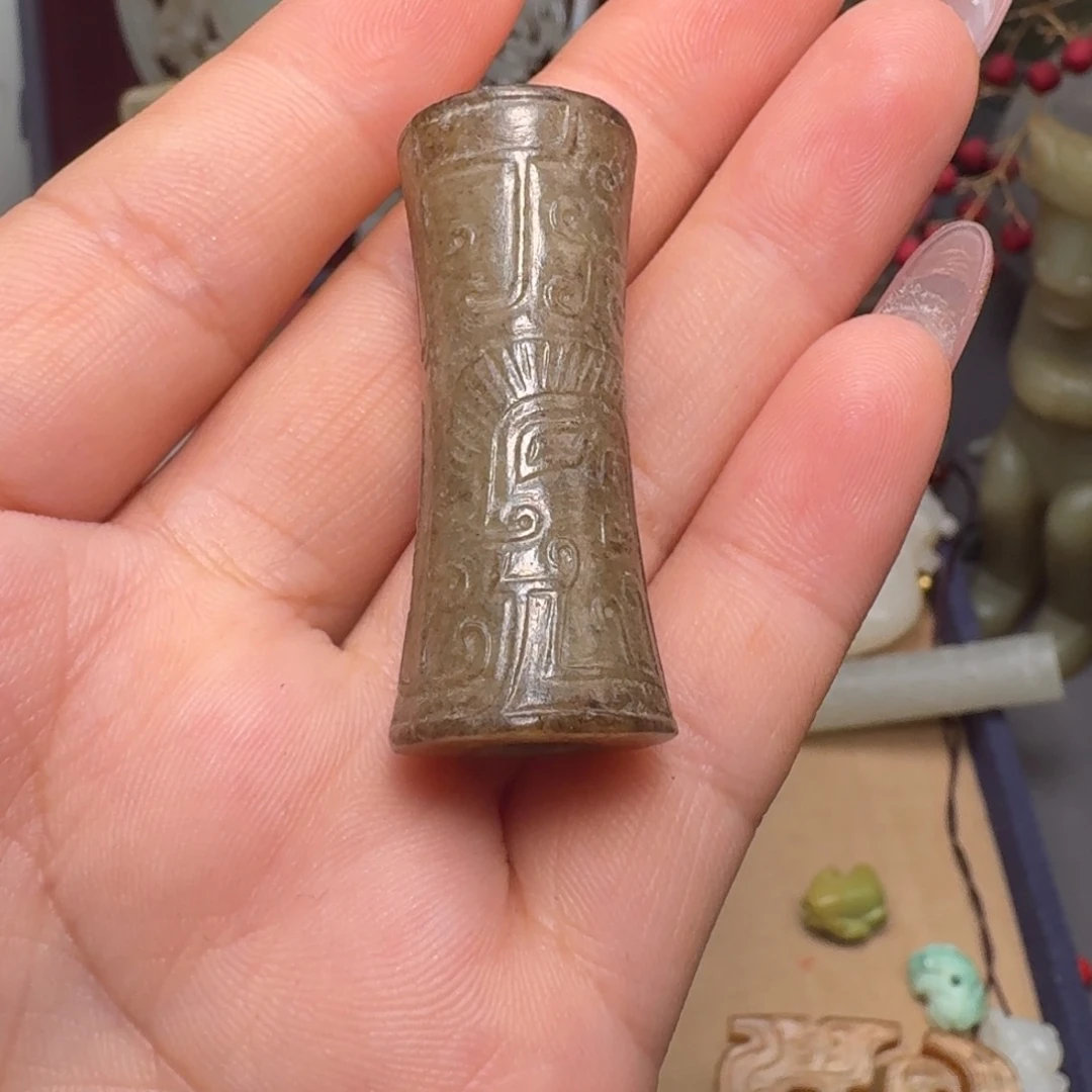 和田玉（糖玉）未镶嵌挂件用**黄