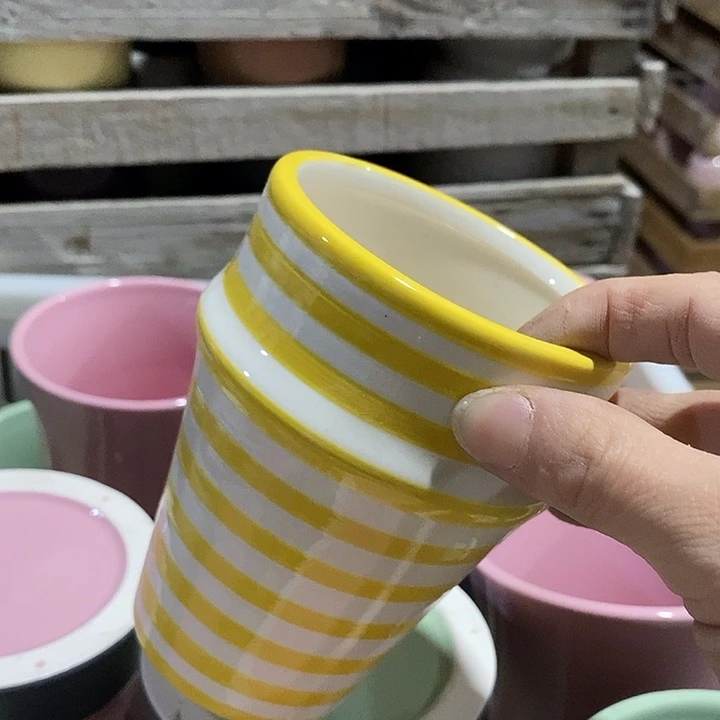摆件陶陶盆有孔 瑕疵介意勿拍