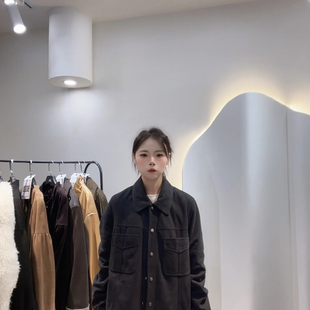蒙***…真皮皮衣外套104096m