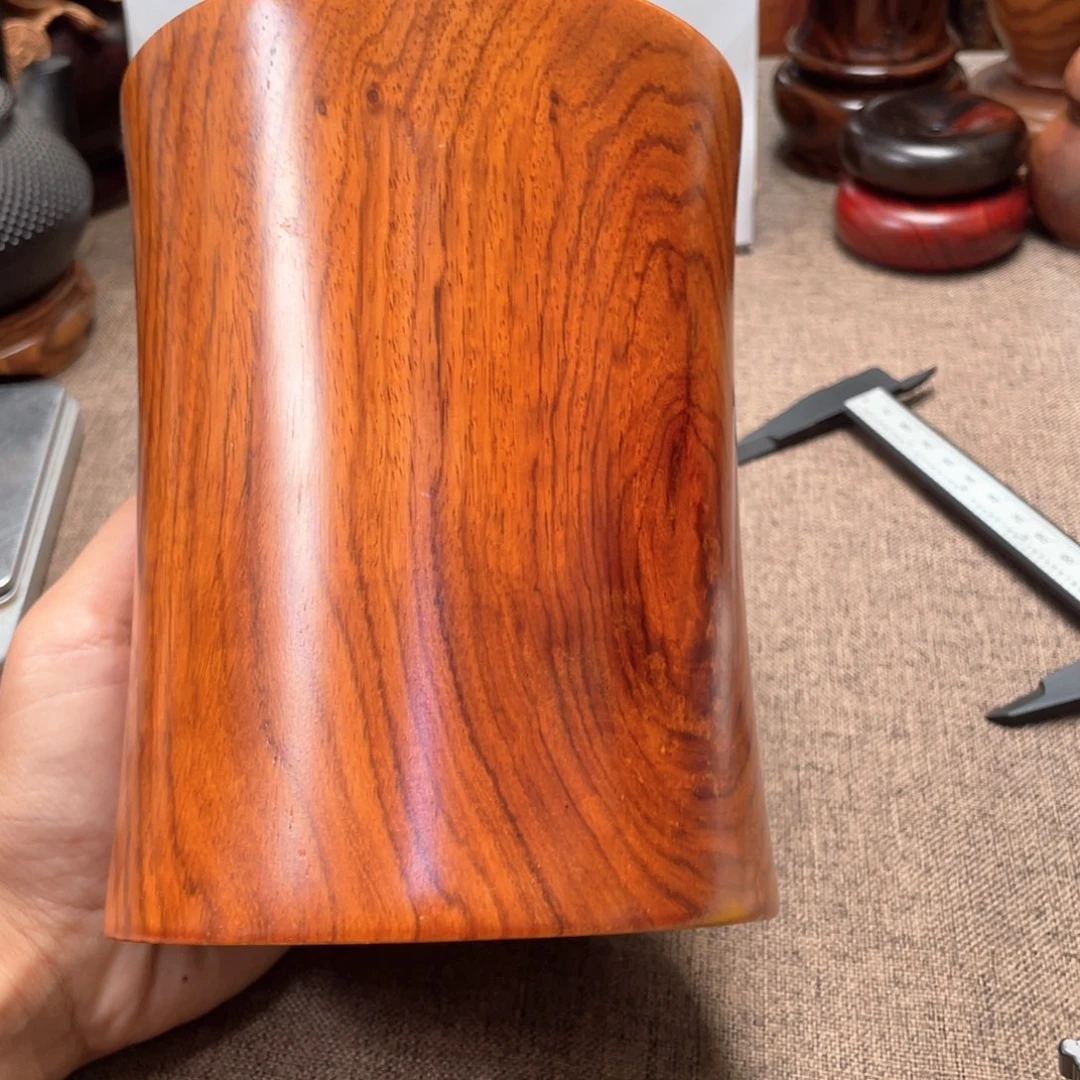 大果紫檀（缅甸花梨）笔筒