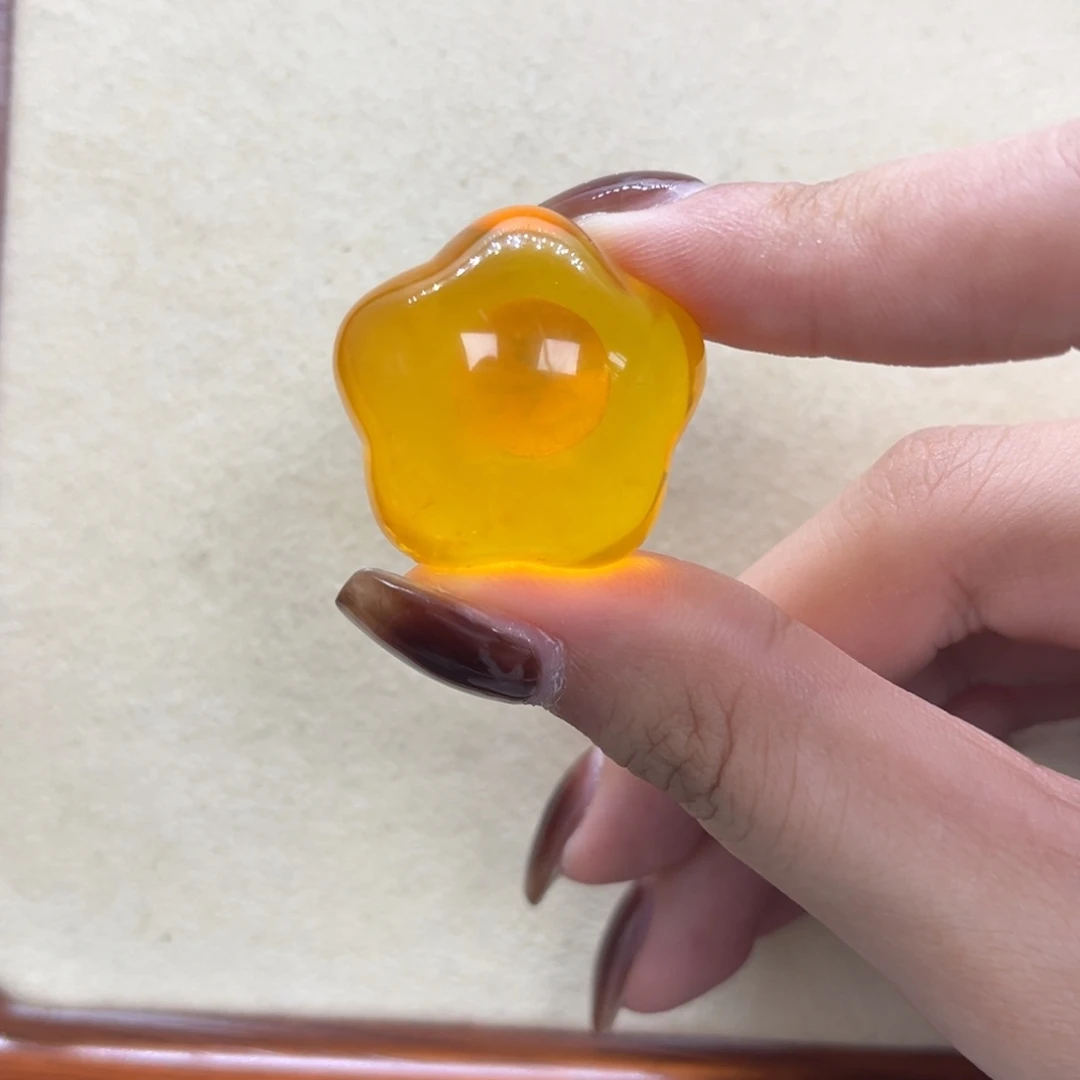 琥珀未镶嵌裸石天然琥珀俄料星星