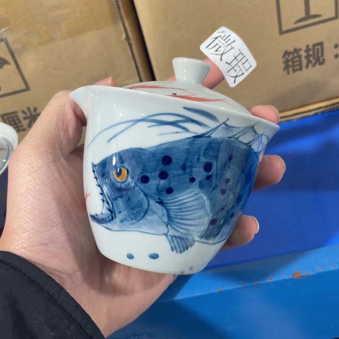 釉下手绘茶具微瑕