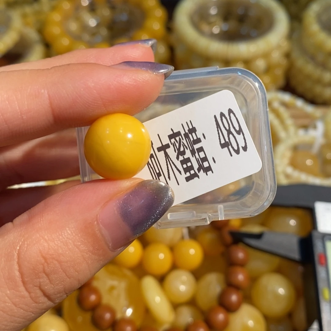 琥珀未镶嵌珠宝奇石489