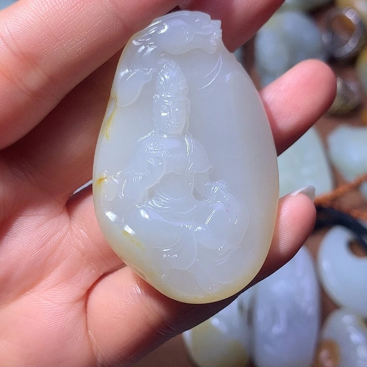 虾***象和田玉未镶嵌颈饰