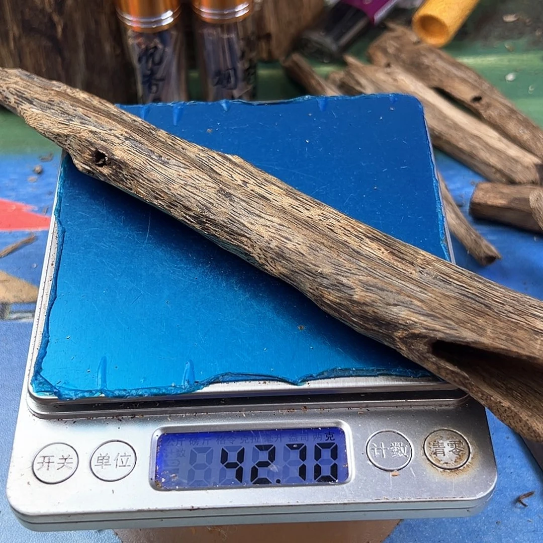 香料绿奇楠白棋天然虫漏42克