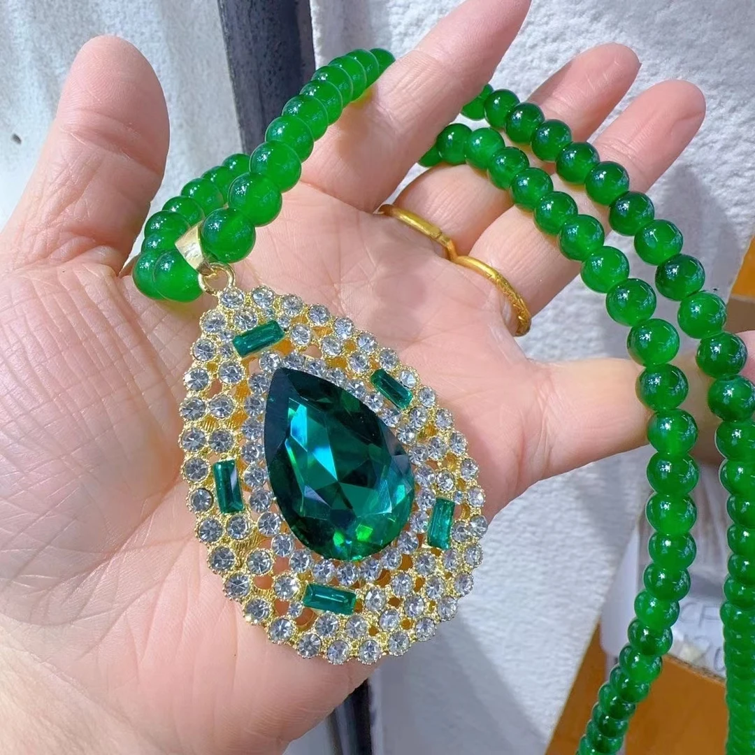 个性百搭长款绿色水滴绿珠项链