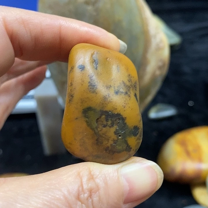 和田玉（糖玉）未镶嵌挂件