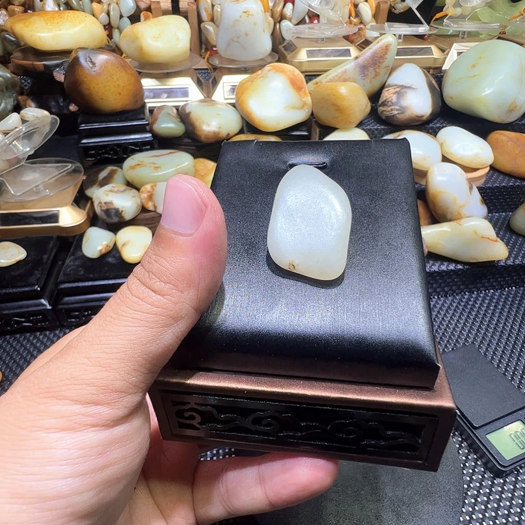 和田玉（子料）未镶嵌吊坠(不含链)13.6