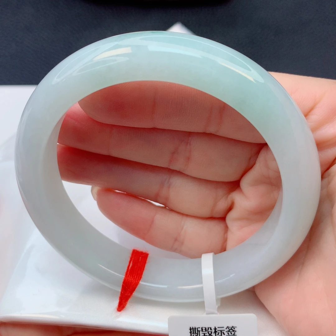 翡翠未镶嵌手镯61-62胶润飘花 厚装