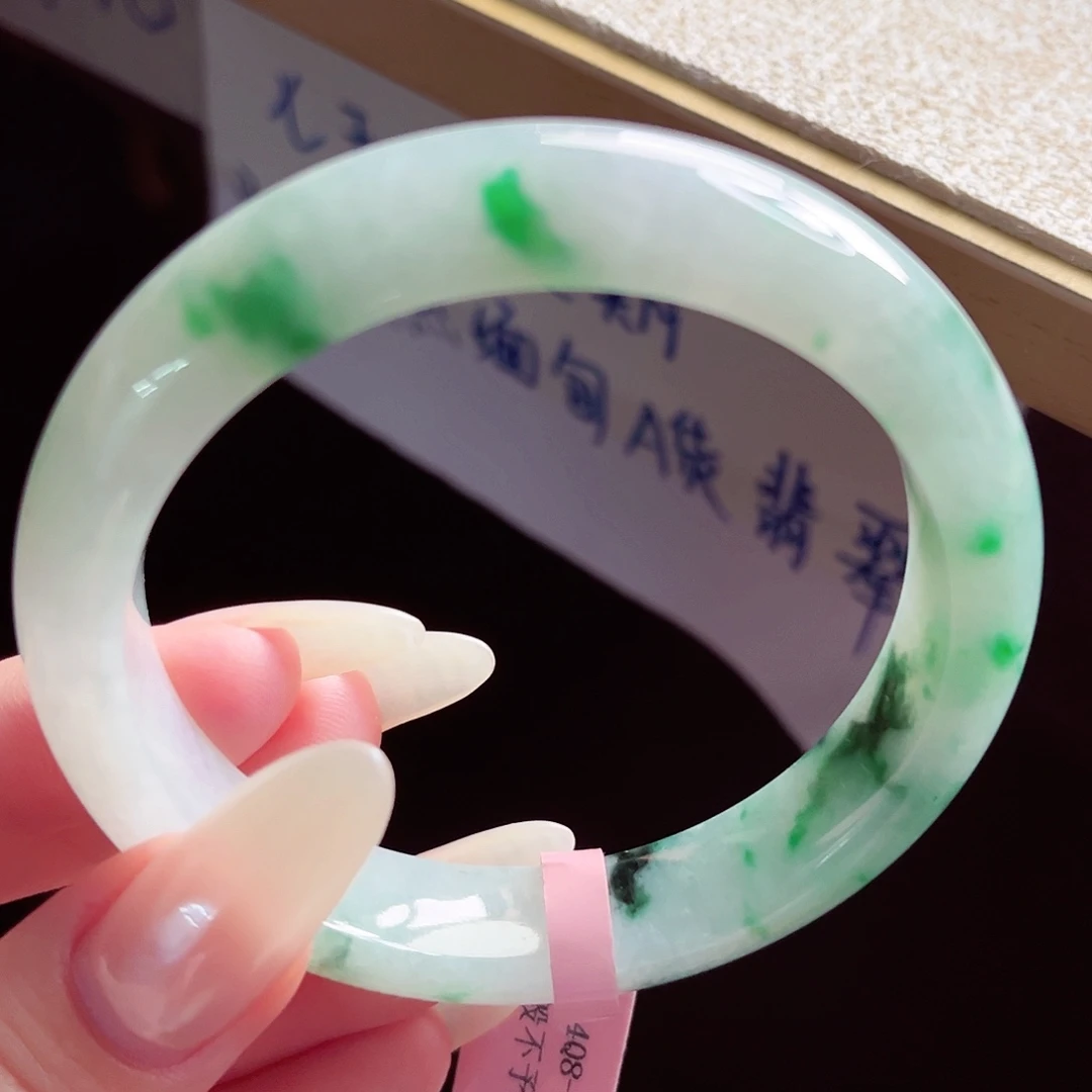 翡翠未镶嵌手镯手镯