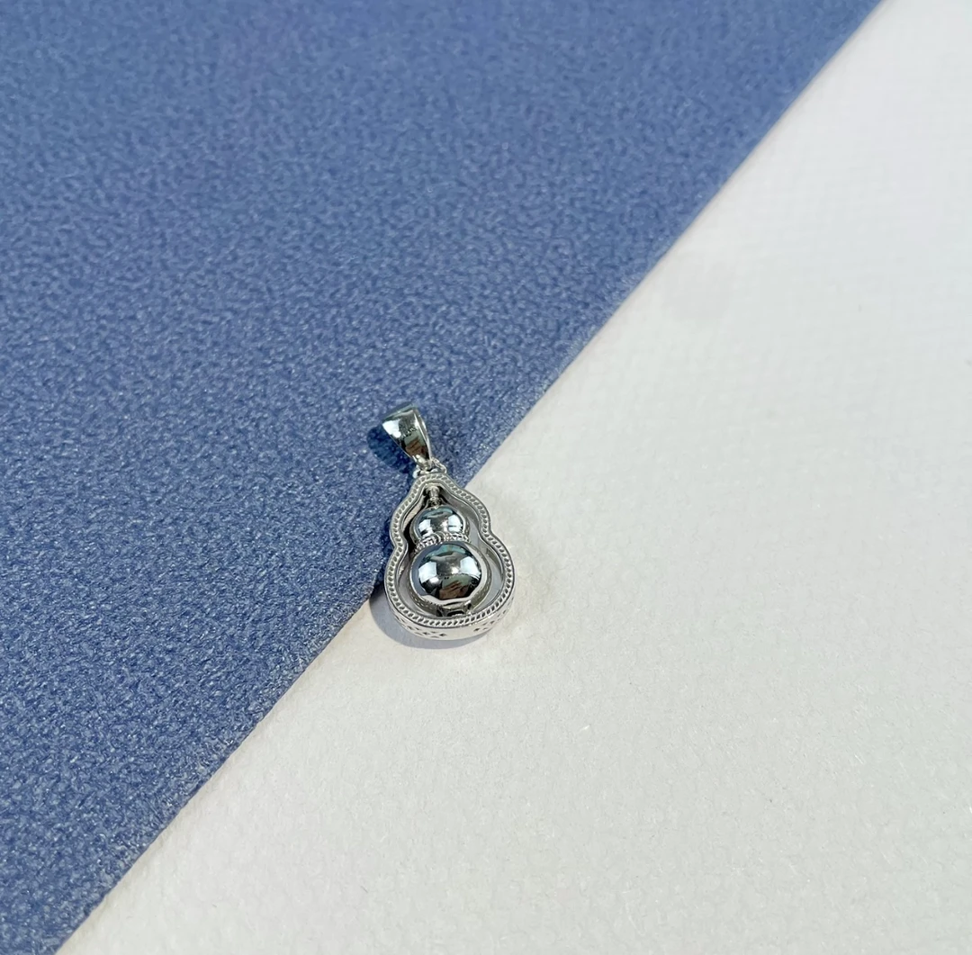 铂金pt950精品吊坠（转动葫芦）