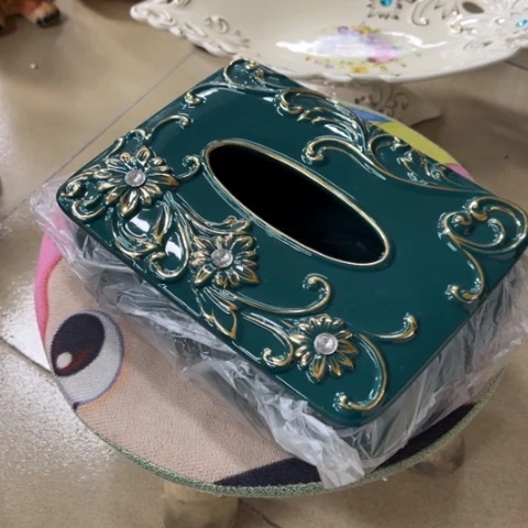 瓶瑕疵。。。。。。。。。。。。。。。。。