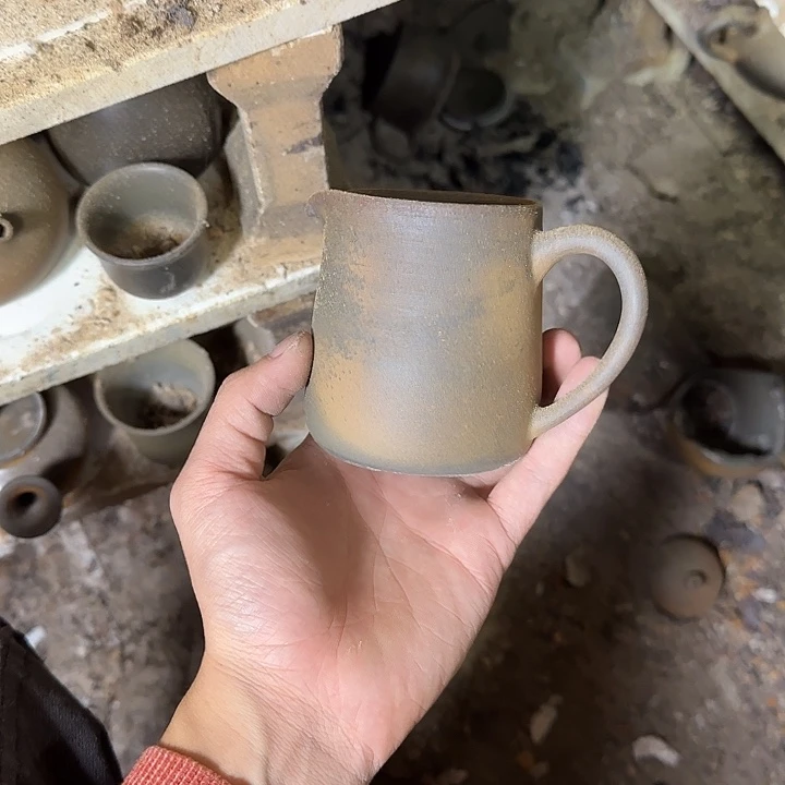 坭兴陶龙窑柴烧龙窑