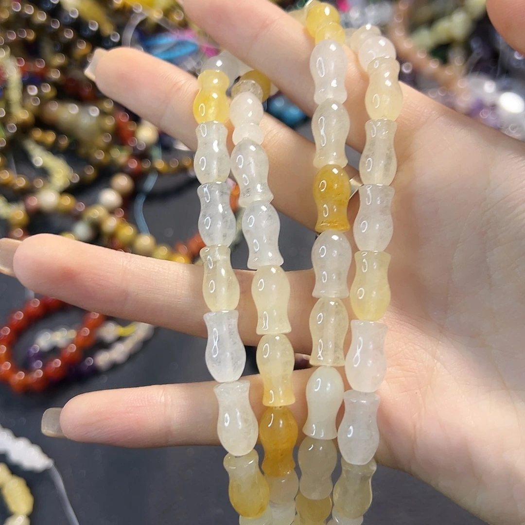 玛瑙/玉髓未镶嵌珠宝半成品金丝玉花瓶一条二十多颗