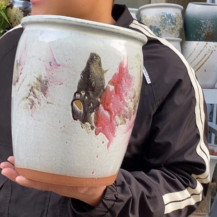 花盆紫砂口20高25瑕疵