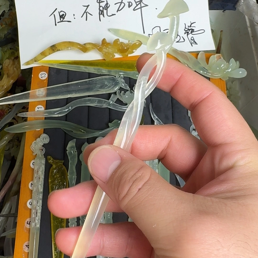 未镶嵌蛇纹石玉发饰