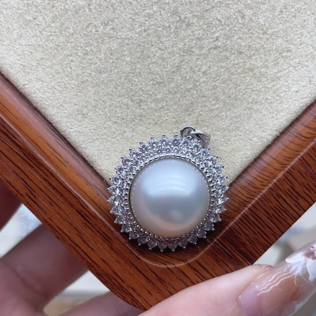 颈饰银S925镶嵌海水珍珠C141