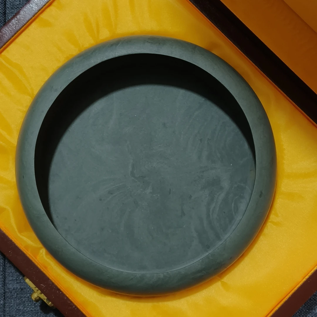 甘肃洮砚，禾驮笔洗砚，尺寸15.8*15.8*3.8厘米