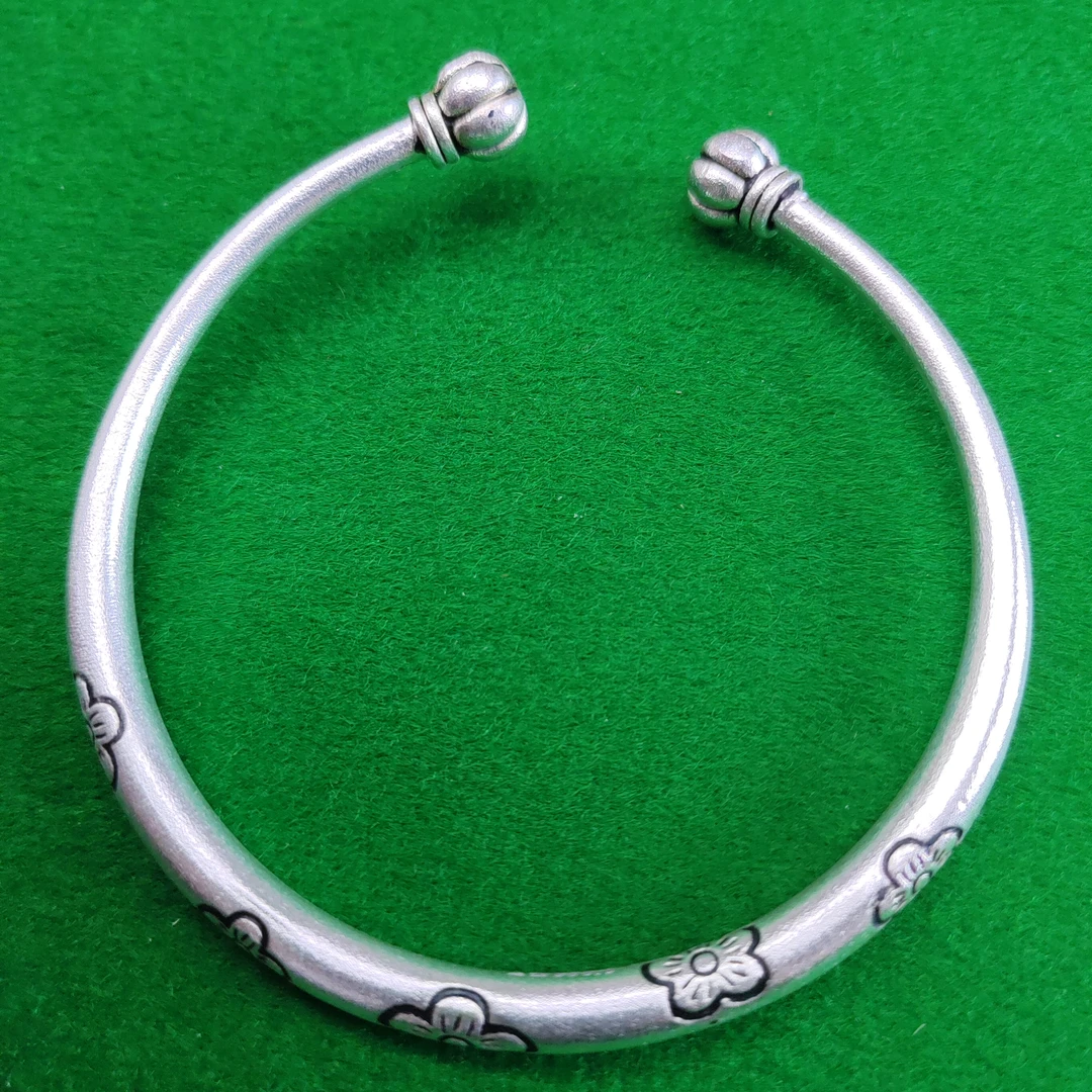 足银社实心精品手饰  银色手镯27g(无礼盒)YZ024